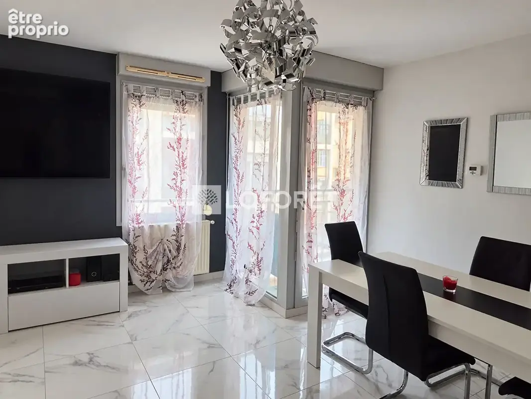 Appartement L'Arbresle 3 pièce(s) 70 m² - Centre Ville - Proche Gare - photo 3