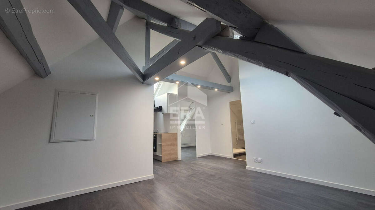 Appartement à GRISY-SUISNES