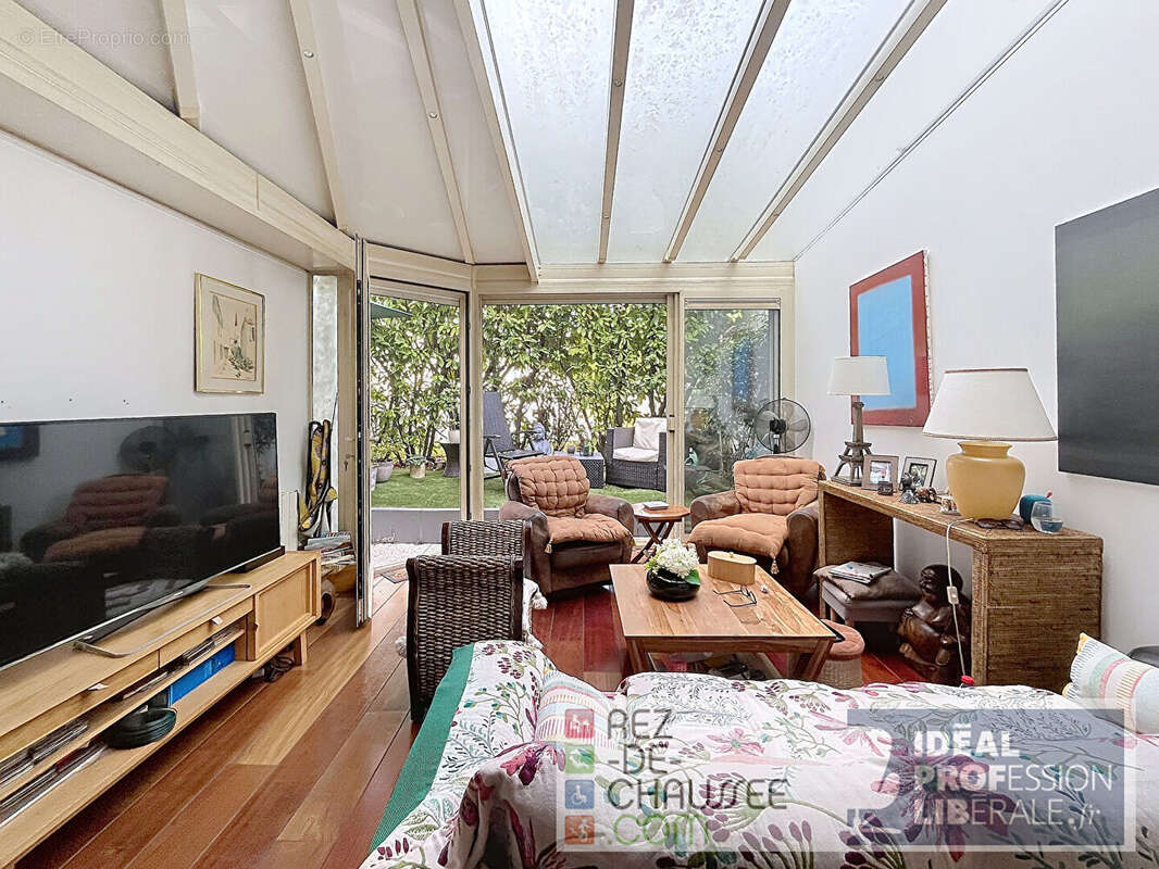 Appartement à NANTERRE