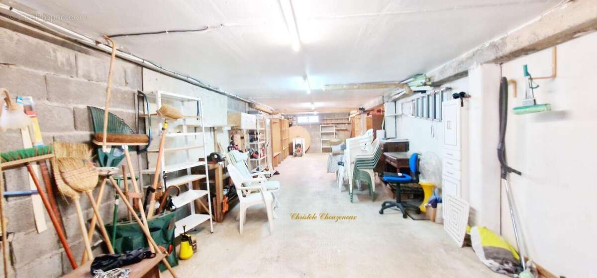 Maison à TERRASSON-LAVILLEDIEU