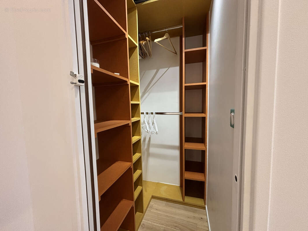 Appartement à PARIS-9E