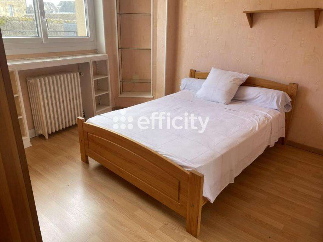 Maison à LA FERTE-BERNARD