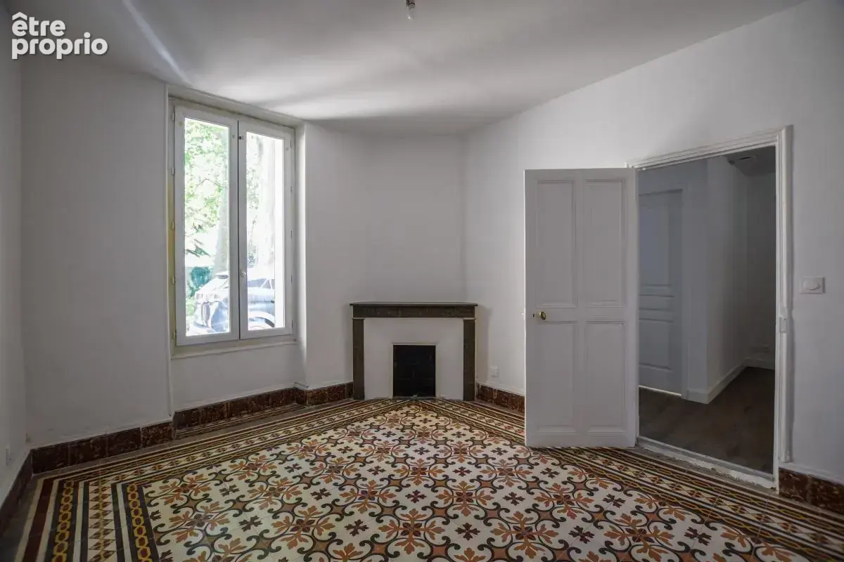 Maison à vendre à Orange, trois chambres et jardin ! - photo 6