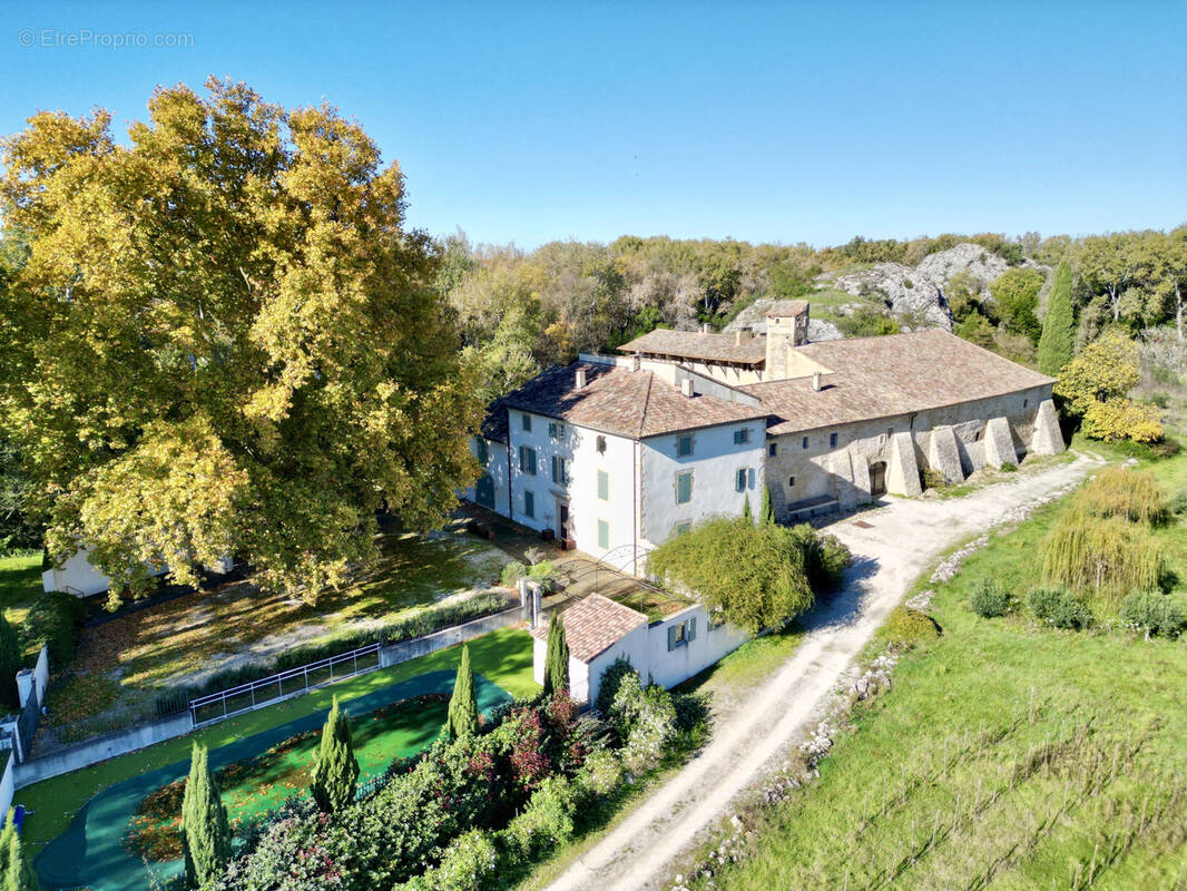 Autre à CHATEAUNEUF-DU-PAPE