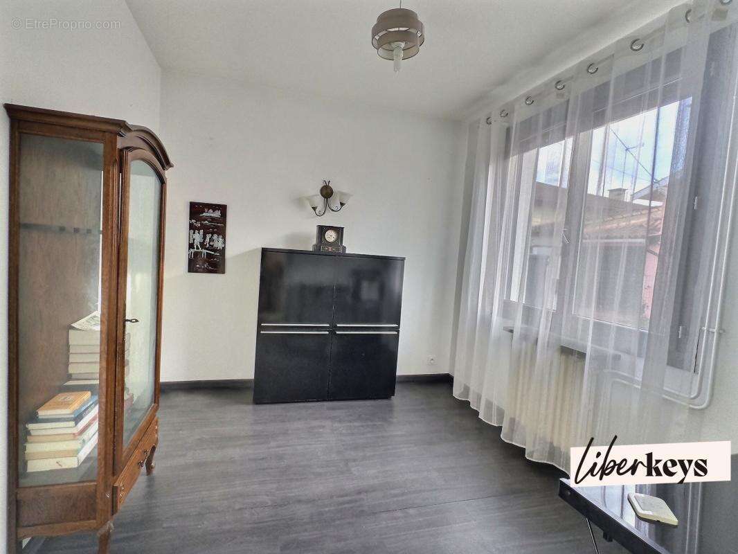 Maison à SAINT-JEAN-DU-FALGA