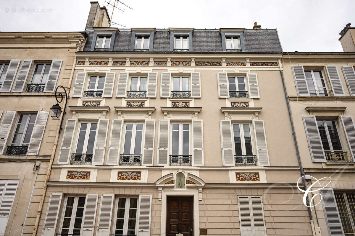 Appartement à VERSAILLES