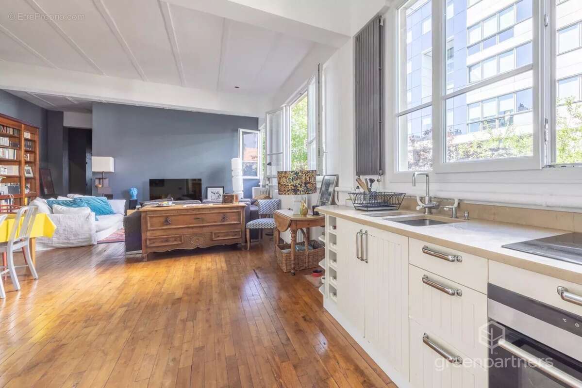 Appartement à MONTROUGE