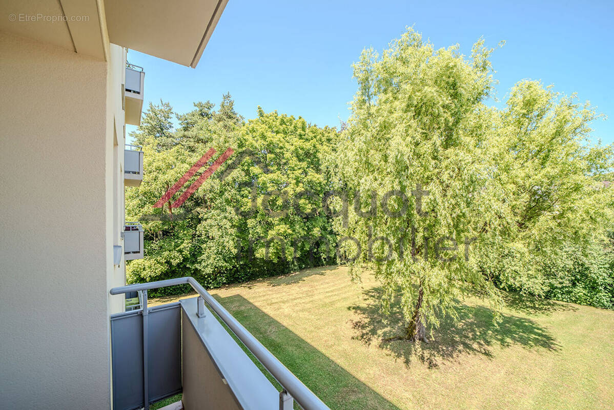 Appartement à LONS-LE-SAUNIER