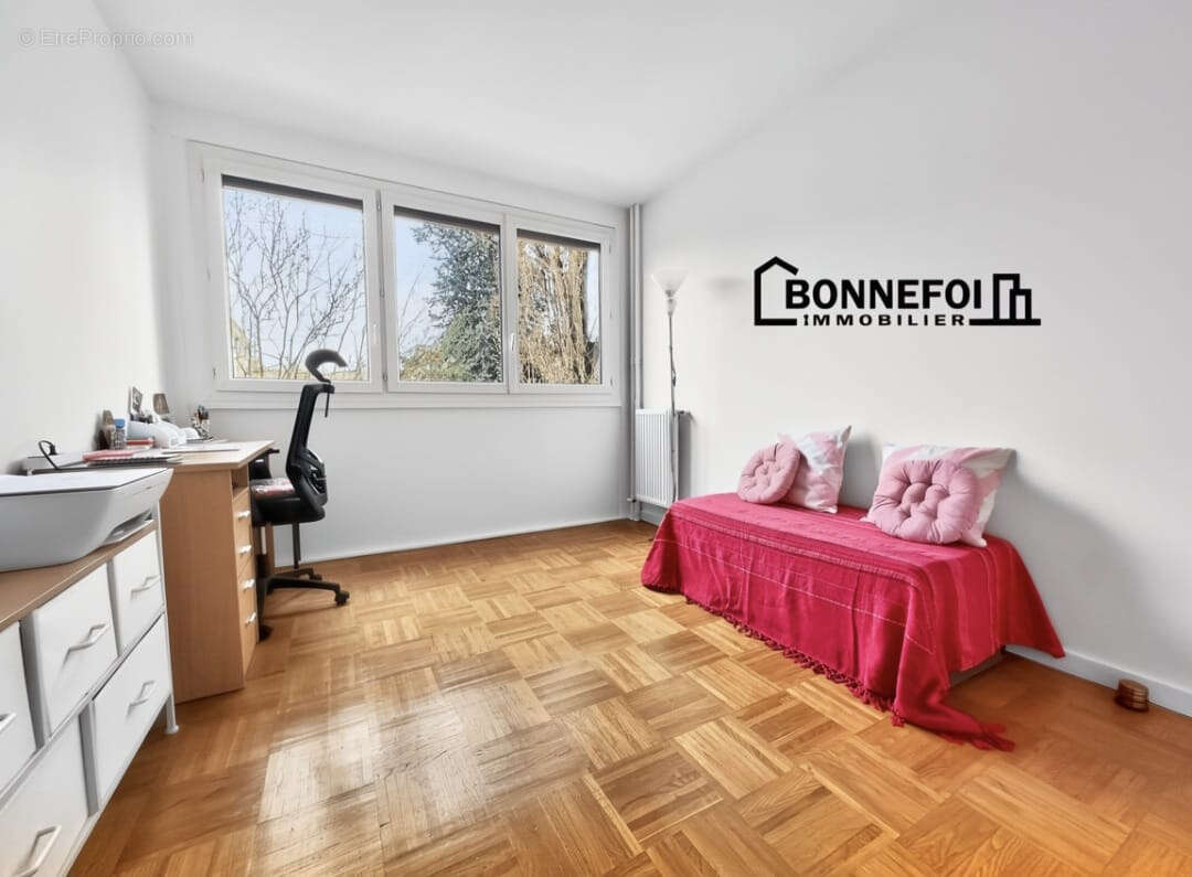 Appartement à CHAMPIGNY-SUR-MARNE