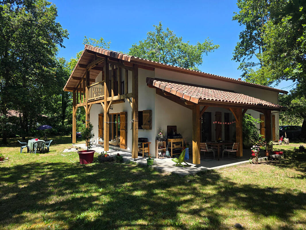 Maison à SAINT-MICHEL-ESCALUS