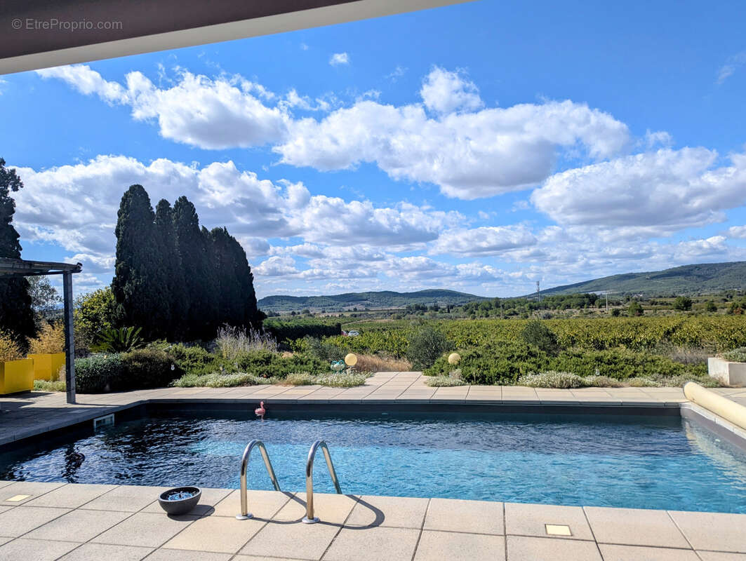 Maison à SAINTE-VALIERE