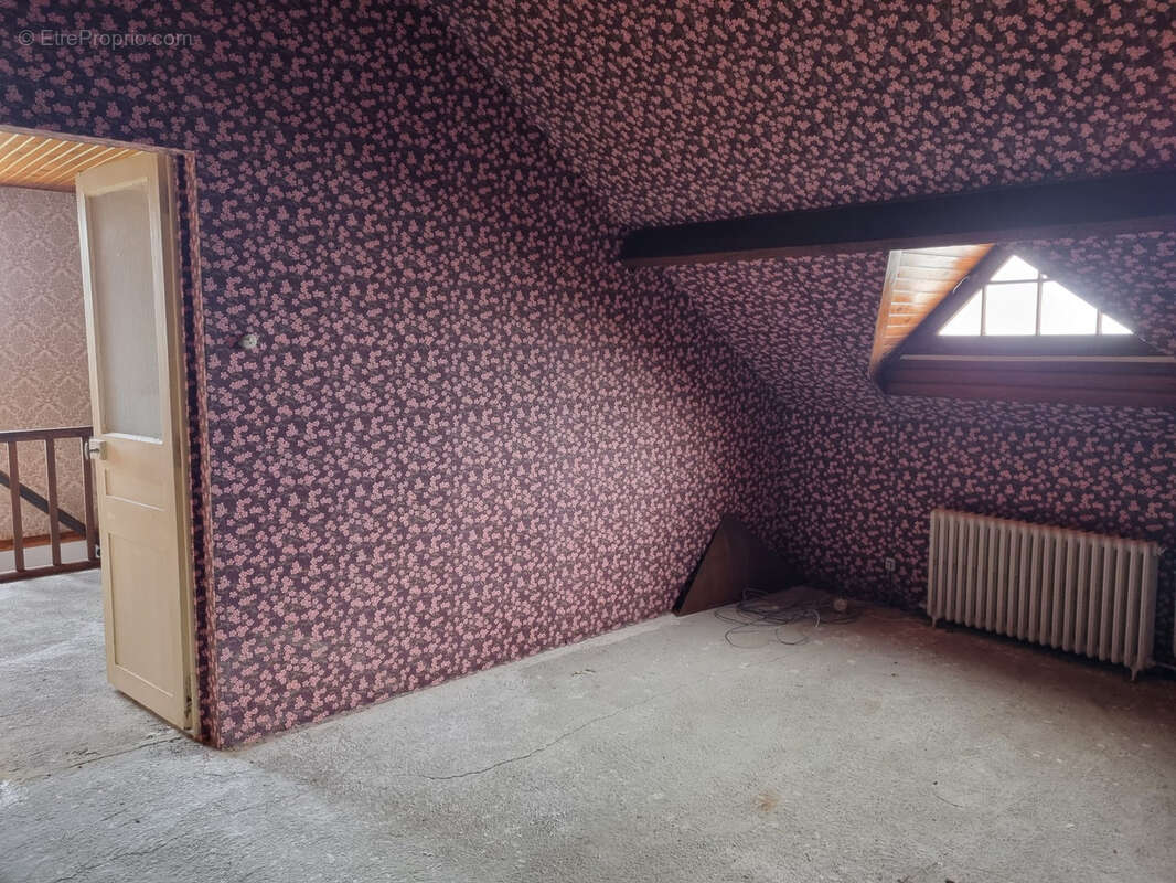 Maison à NEUVY-SAINT-SEPULCHRE