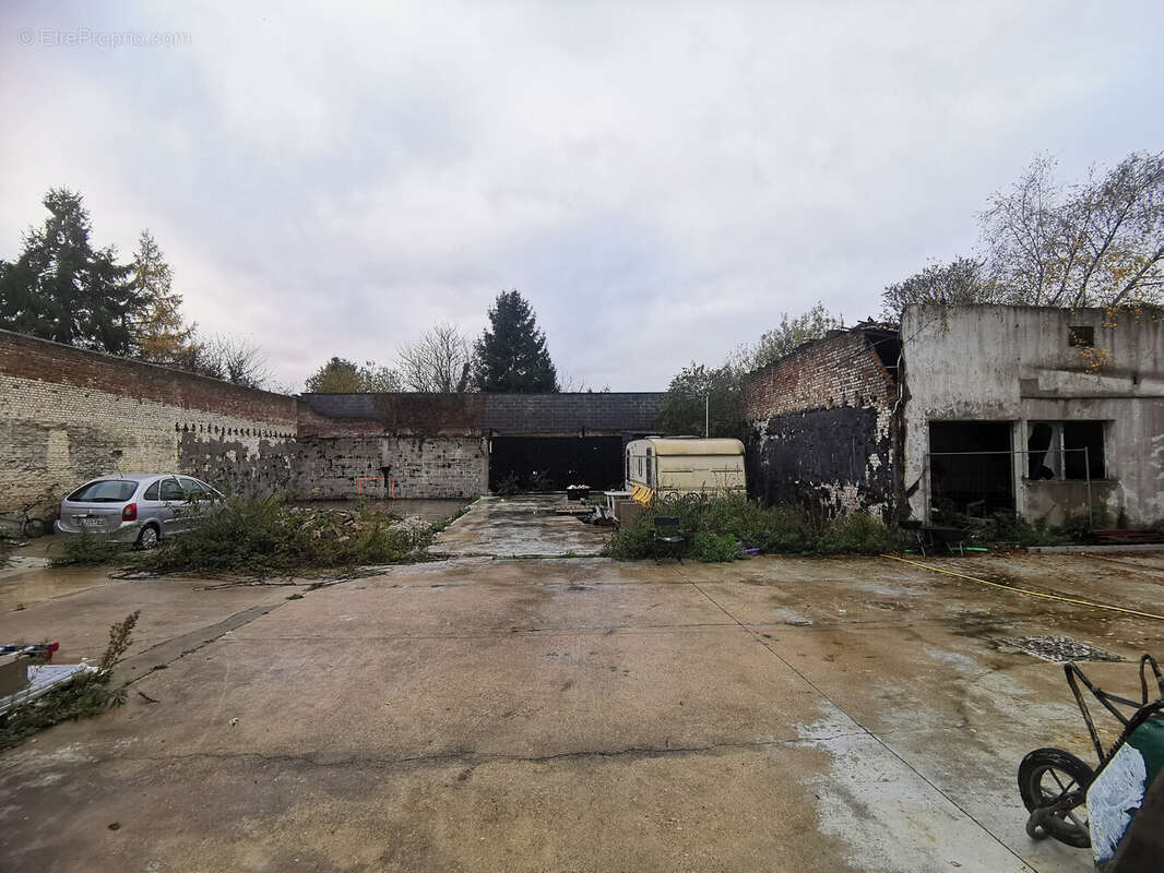 Terrain à ABBEVILLE