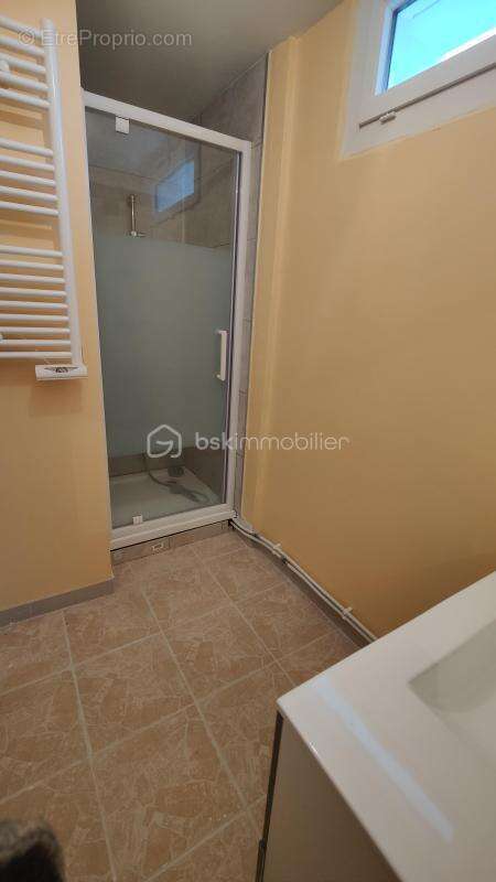 Appartement à RADENAC