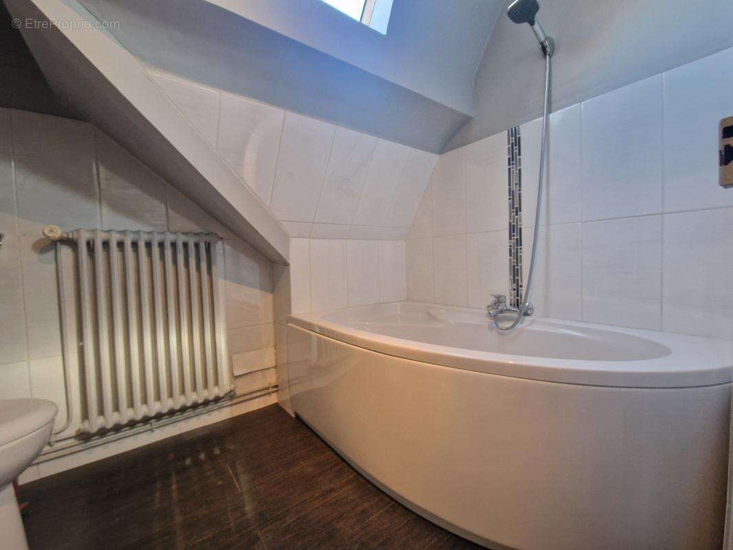 Maison à VAIRES-SUR-MARNE