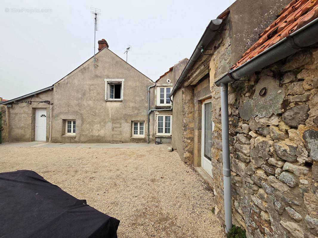 Maison à ANGERVILLE