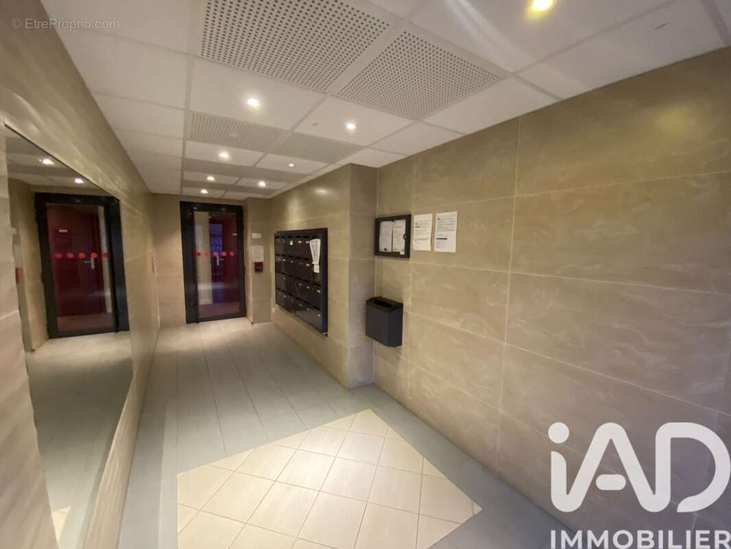 Photo 5 - Appartement à SAINT-FARGEAU-PONTHIERRY