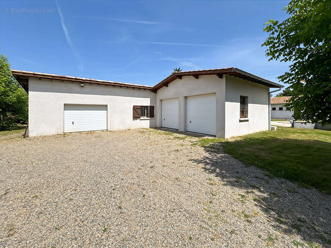 Maison Saint Etienne De Tulmont 5 pièce(s) 110 m2 - photo 9