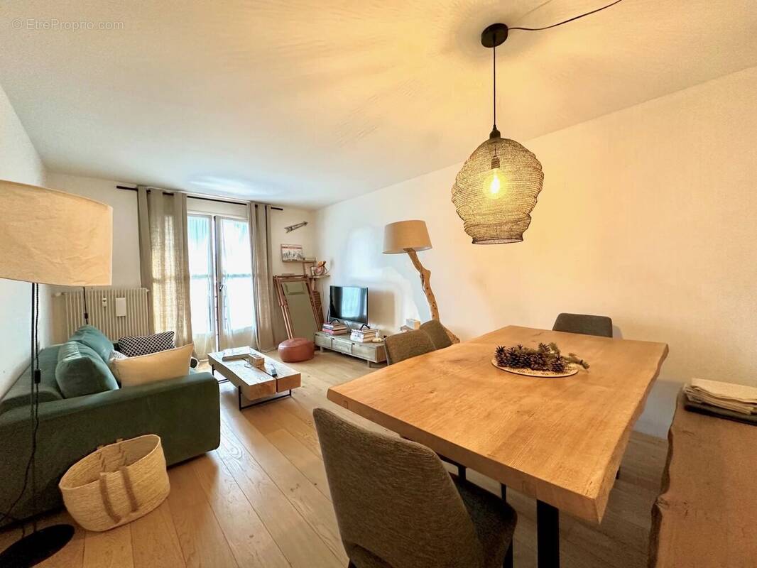 Appartement à SAINT-ETIENNE-DE-TINEE