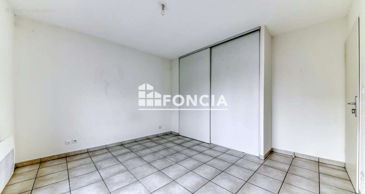 Appartement à LYON-8E