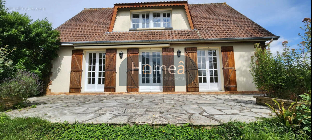 Maison à SAINT-NICOLAS-D'ALIERMONT