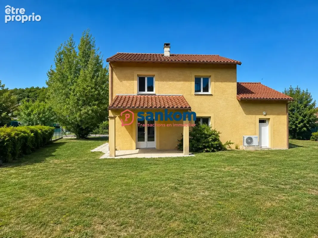 Maison à BORNE