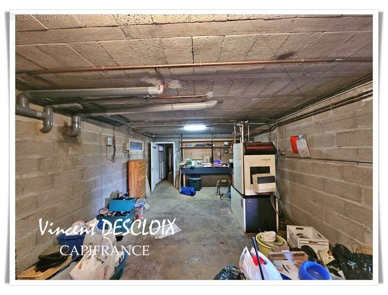 Maison à MONTSAUCHE-LES-SETTONS