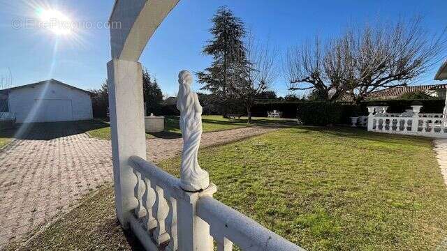 Maison à SAINT-LOUBES