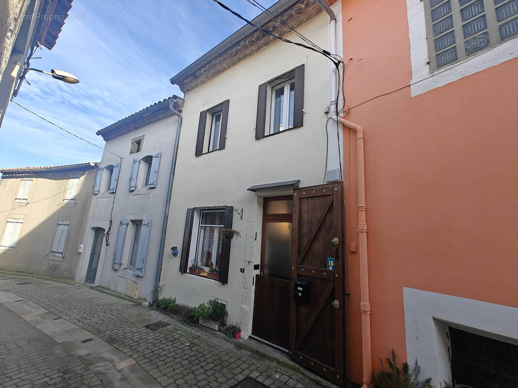 Appartement à ALAIGNE