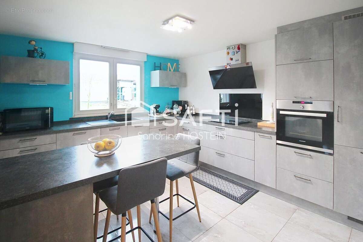 Maison 130 m² à Morfontaine  - photo 6