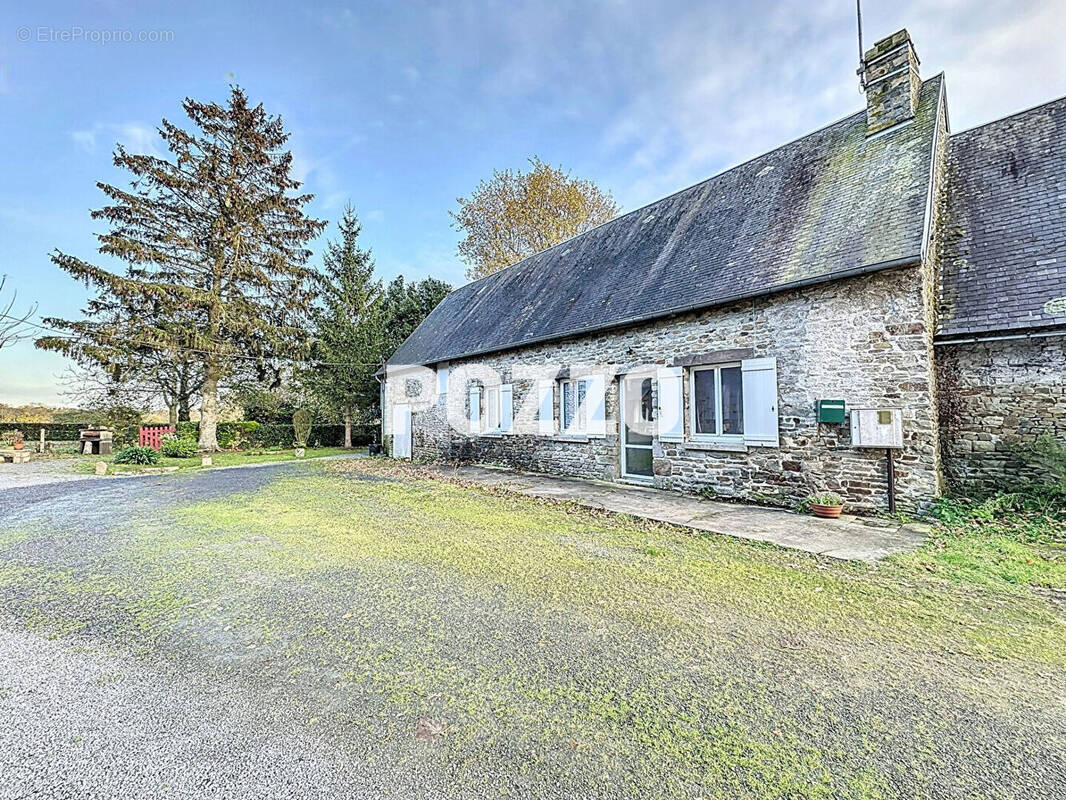 Maison à DRAGEY-RONTHON