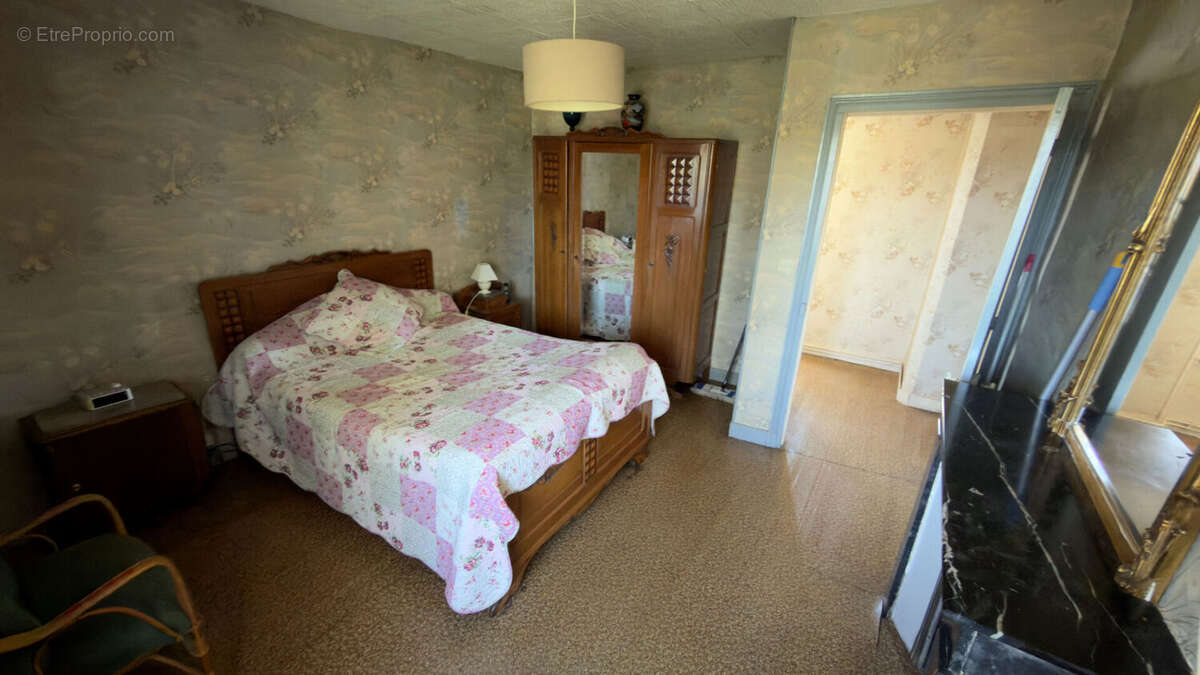 Maison de village à Vert - 114 m² - Terrain de 865 m² - photo 8