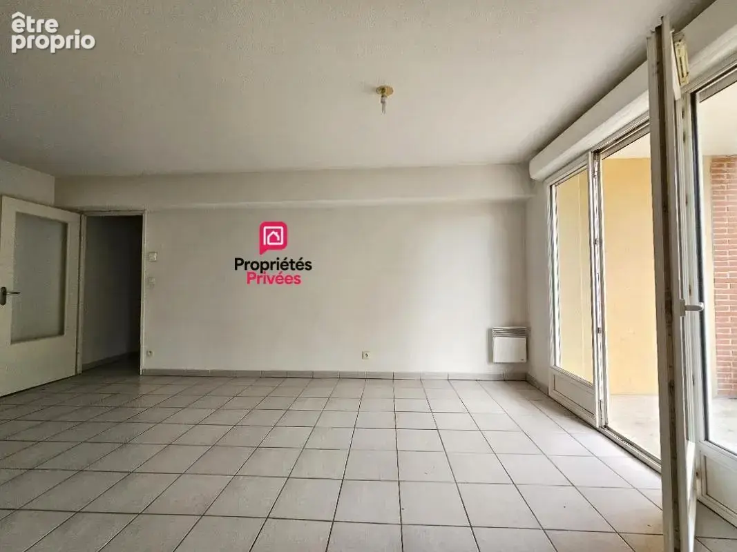 EXCLUSIVITÉ Secteur AGEN Jean Jaurès : Idéal Premier Achat ou Investissement, vaste T3 de 64 m² (DPE C) avec Grand Garage Privat - photo 5