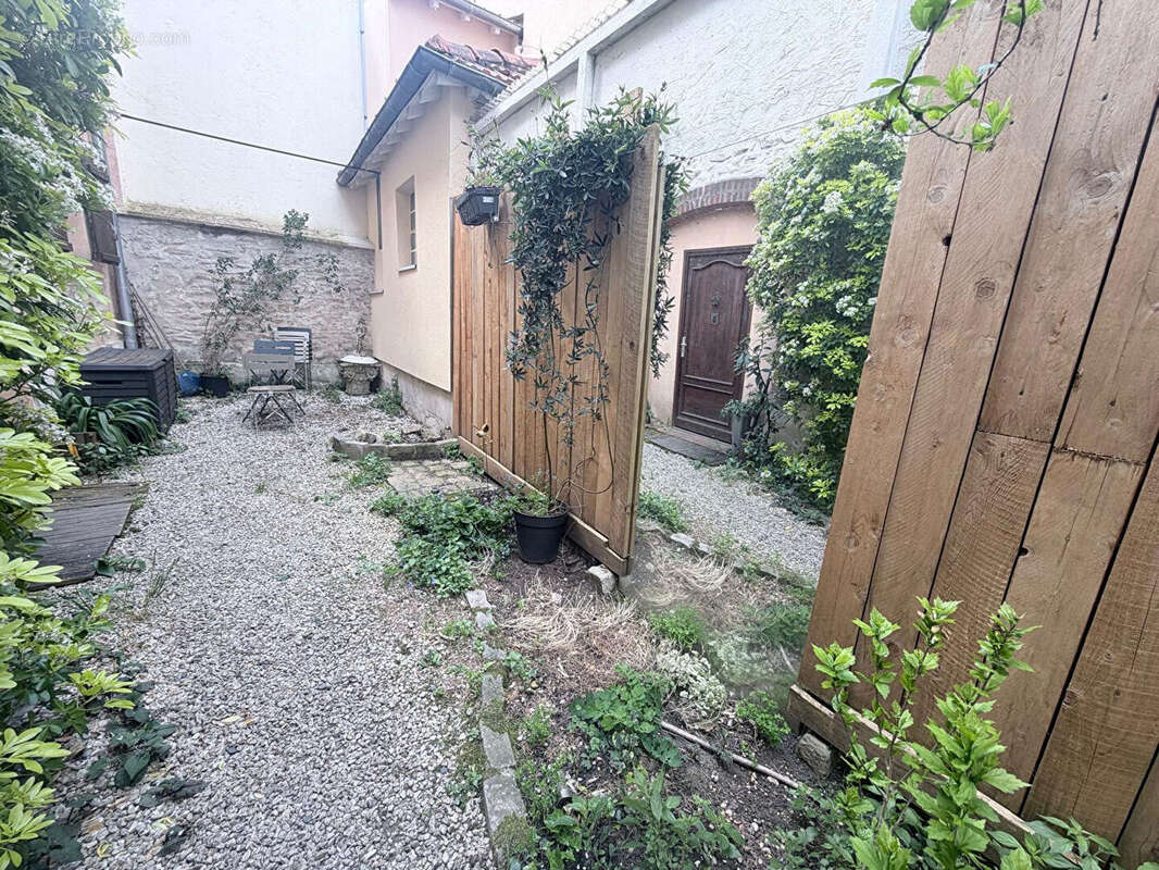 Appartement à CHAMPIGNY-SUR-MARNE