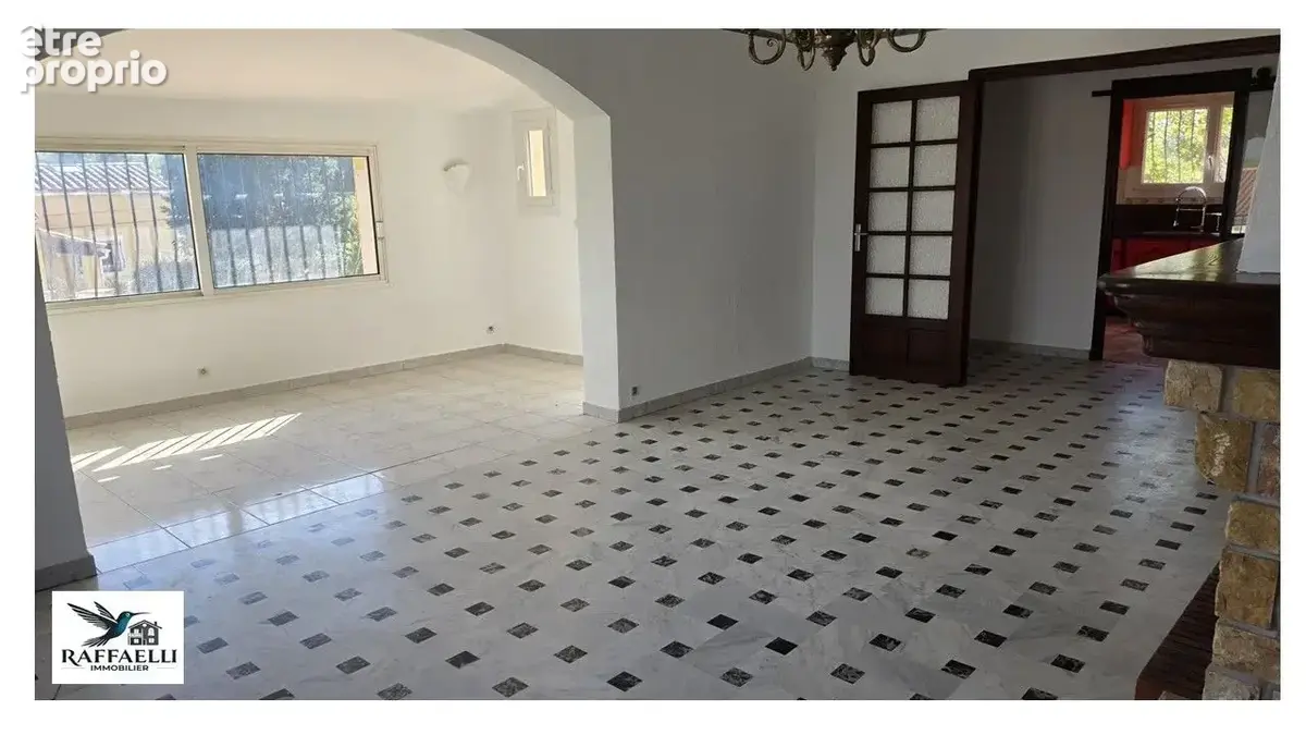 Appartement 3 pièces 92 m² à vendre à Puget-Sur-Argens (83480) - photo 6