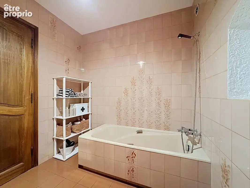 Appartement T3 avec balcons - Centre-ville de Gap ! - photo 7