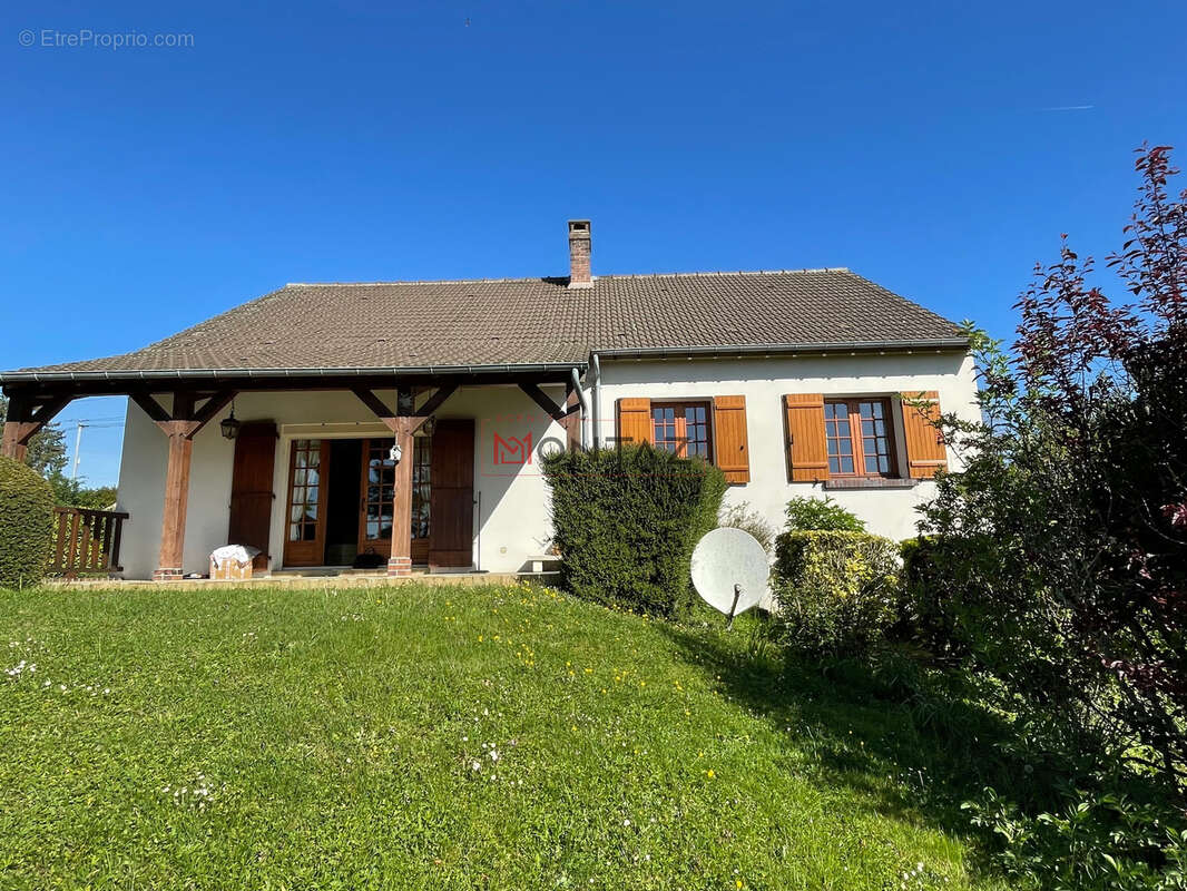 Maison à LA FERTE-GAUCHER
