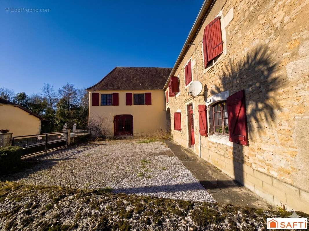Photo 2 - Maison à SAUVETERRE-DE-BEARN