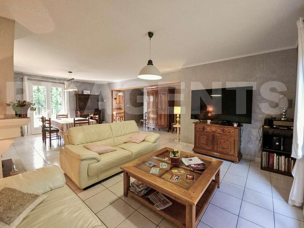 7 - Lionel MARC - BL Agents - Bret - Maison à CHOUPPES