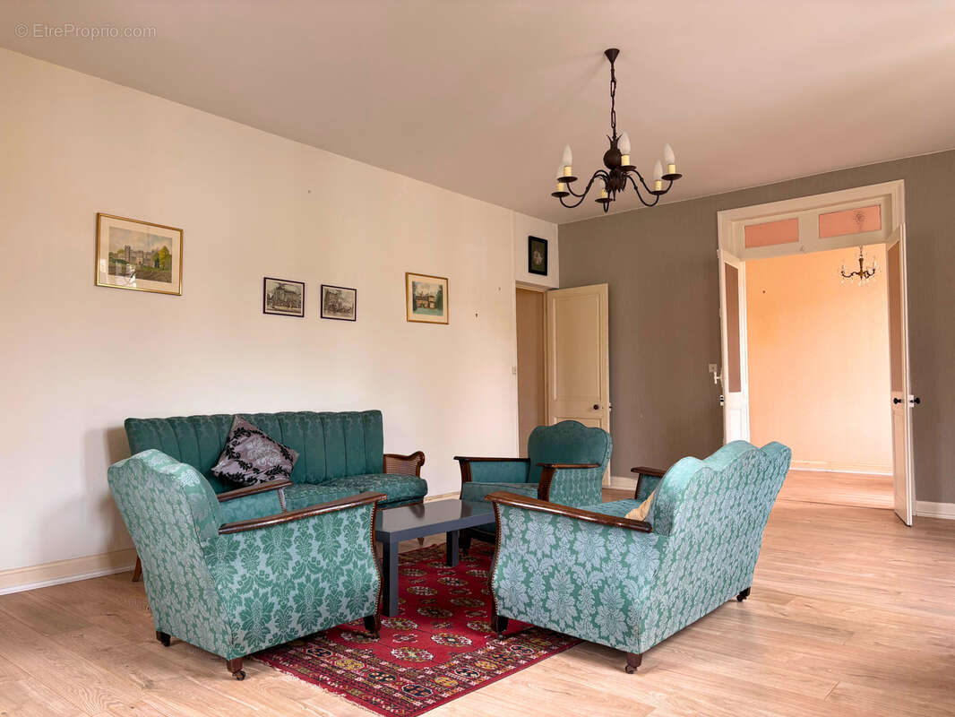 Appartement à COGNAC
