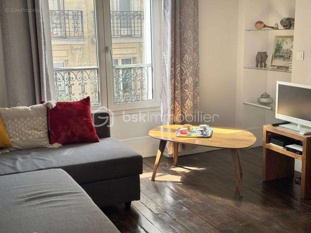 Appartement à PARIS-12E