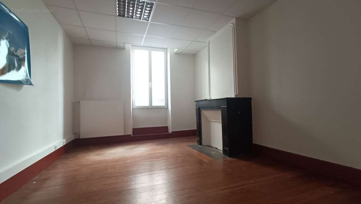Bel immeuble de rapport - centre ville - fort potentiel locatif - photo 6