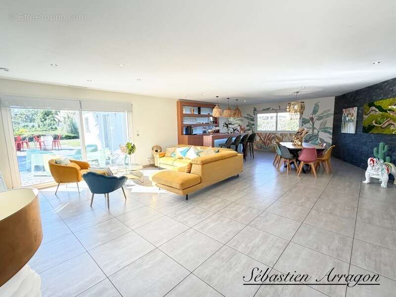 Villa d’architecte contemporaine à 10 minutes d’Agen – Calme, volumes et prestations haut de gamme (47) - photo 6