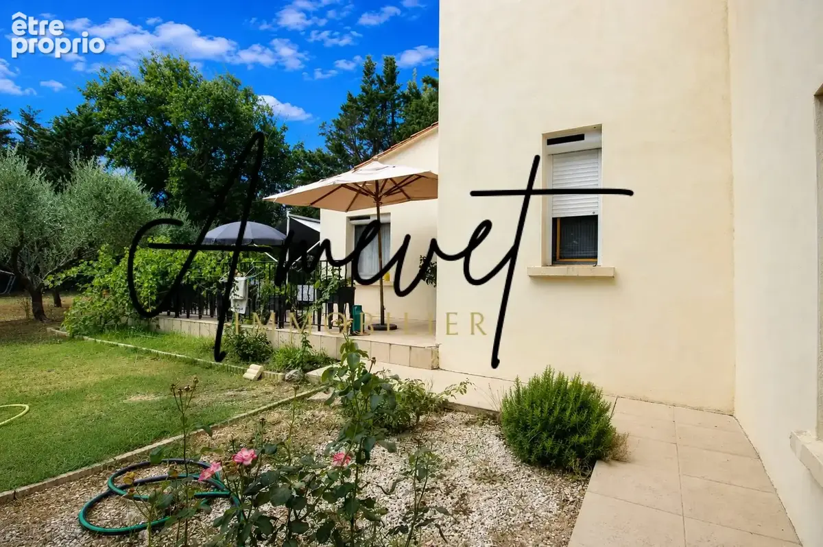 Maison 11 pièces 217 m² à vendre à Saint-Saturnin-Les-Avignon (84450) - photo 3