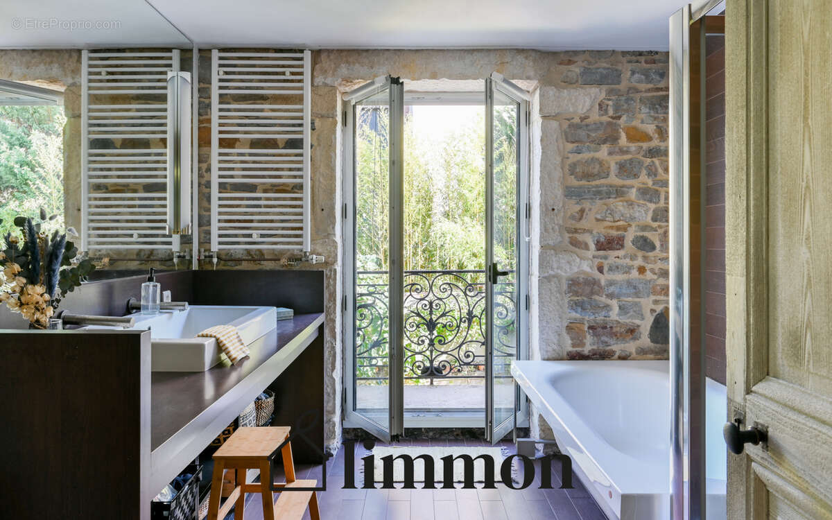 Maison à CALUIRE-ET-CUIRE