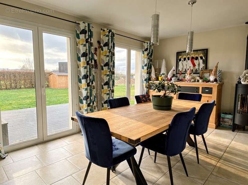 Maison à PONT-L'EVEQUE