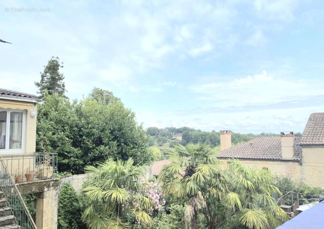 Maison à SALLES-DE-BELVES