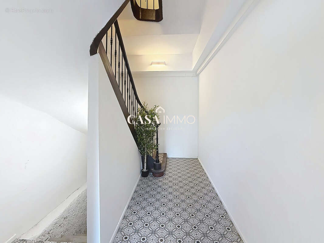 Appartement à HYERES