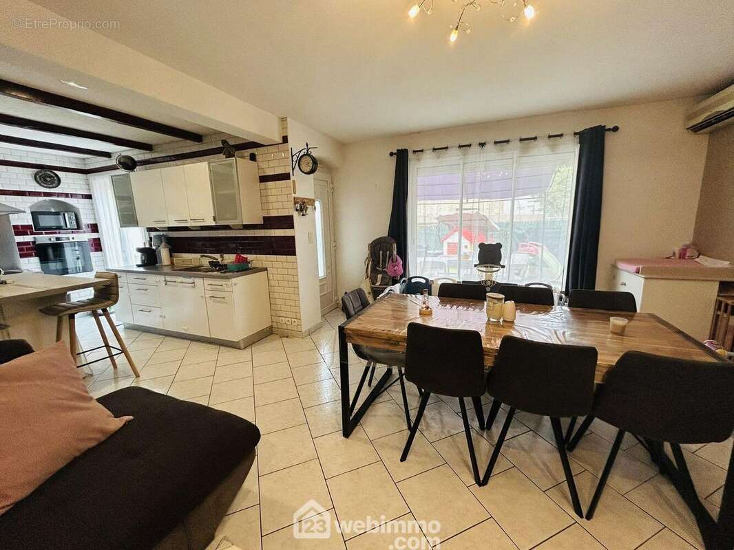 Maison 117 m² à Claira  - photo 19