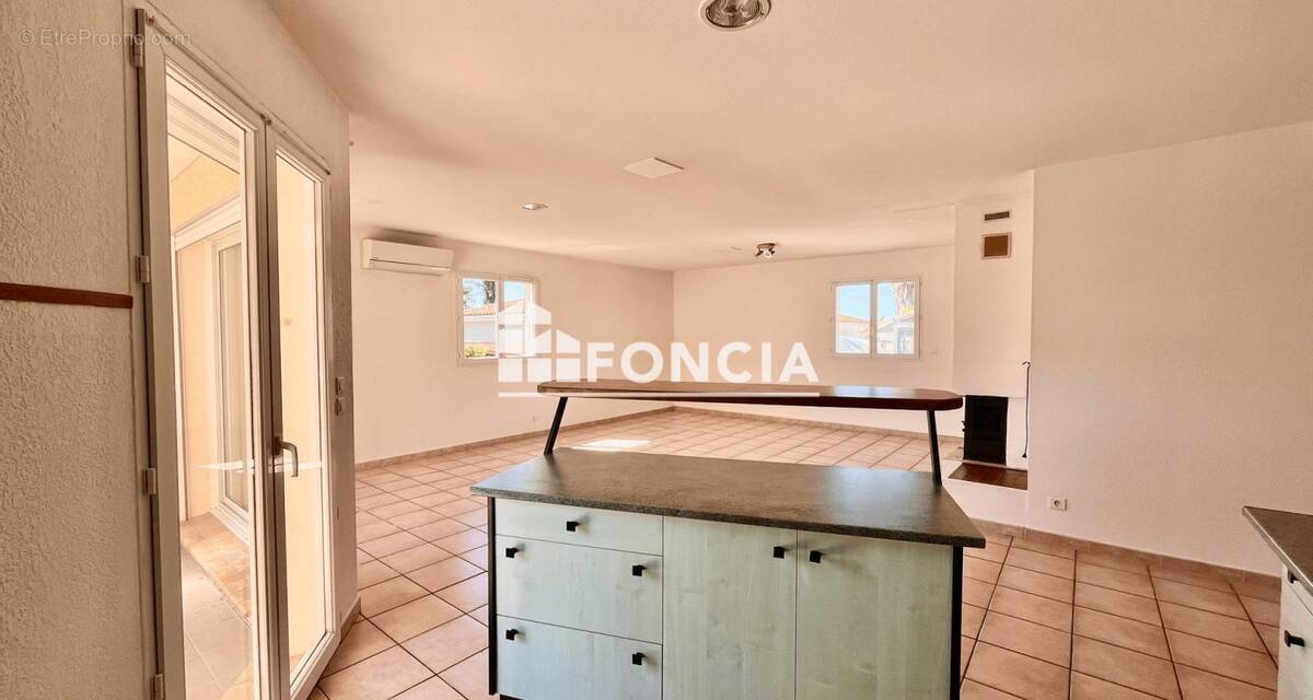 Maison à SAINT-GENIS-DES-FONTAINES